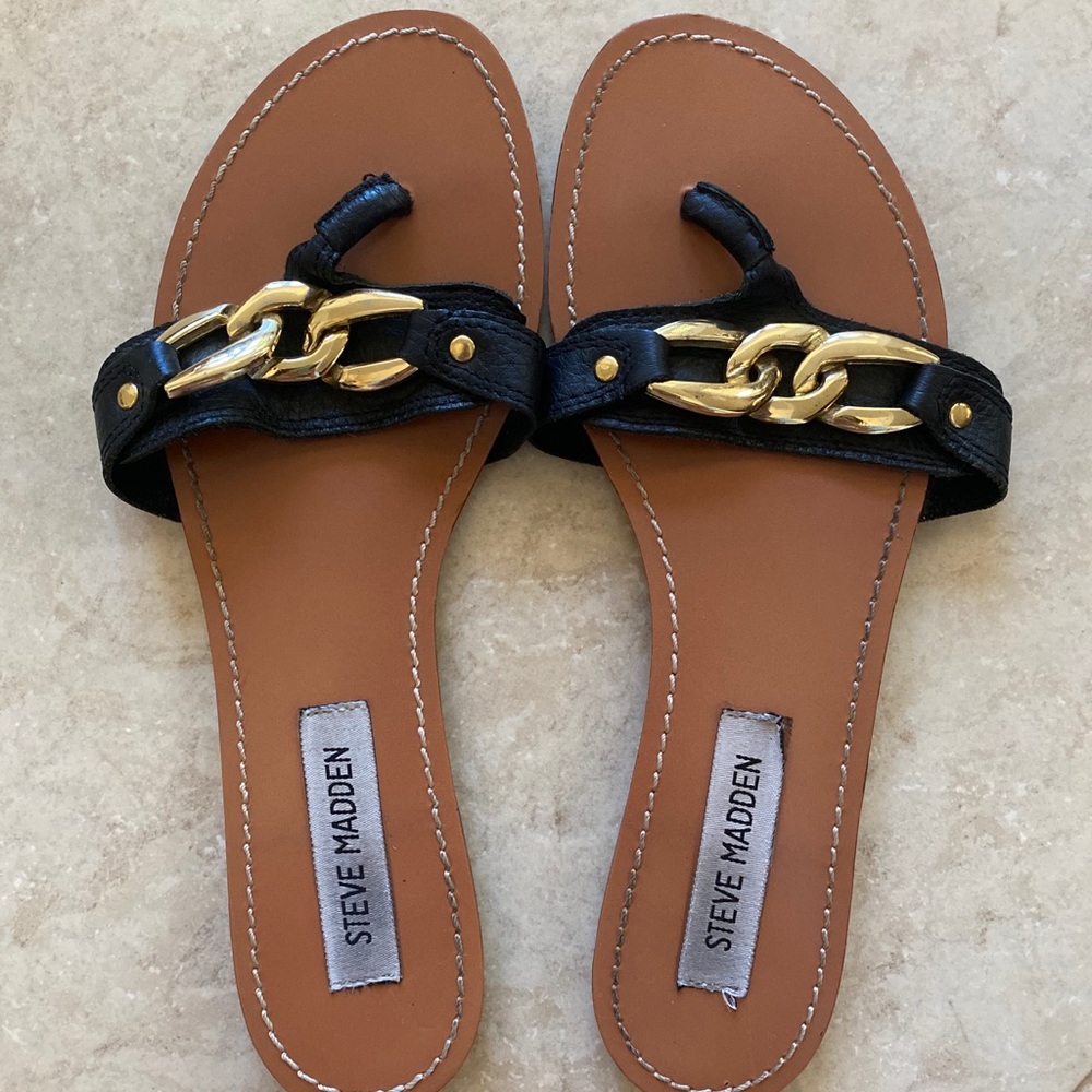 STEVE MADDEN Sandals. Size 8.